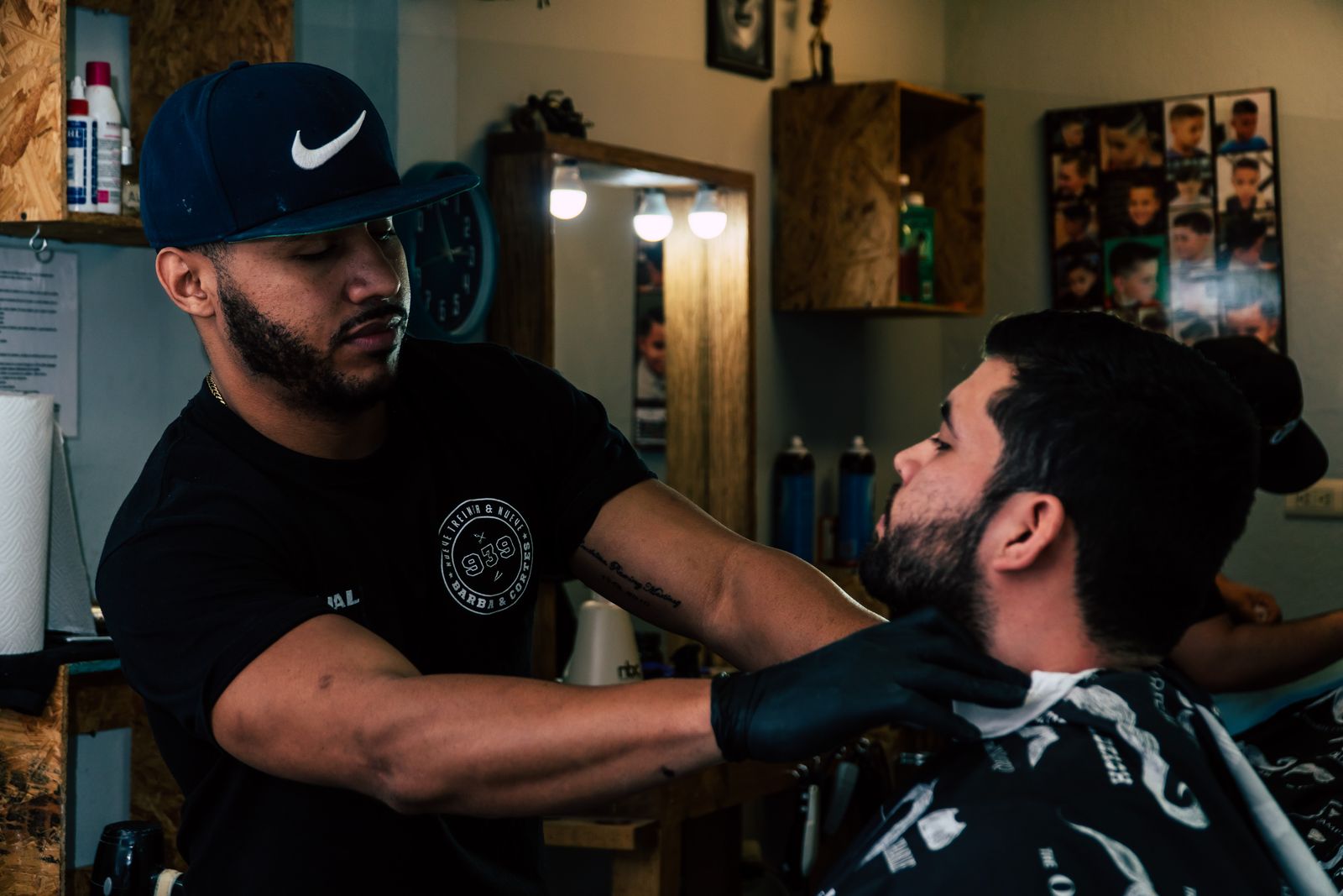 D'Toss Luxe Unisex Salon
